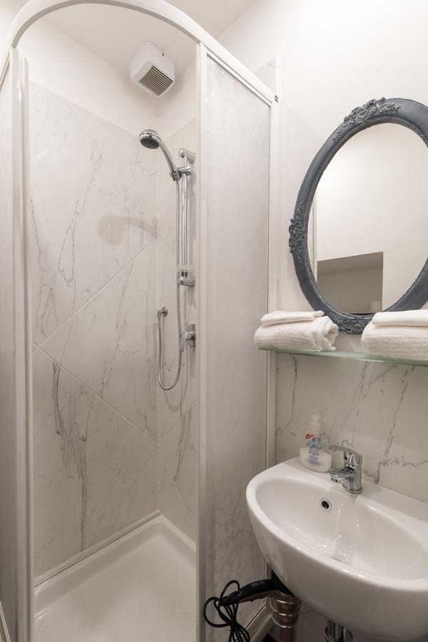 Roommo Accademia Флоренция Экстерьер фото